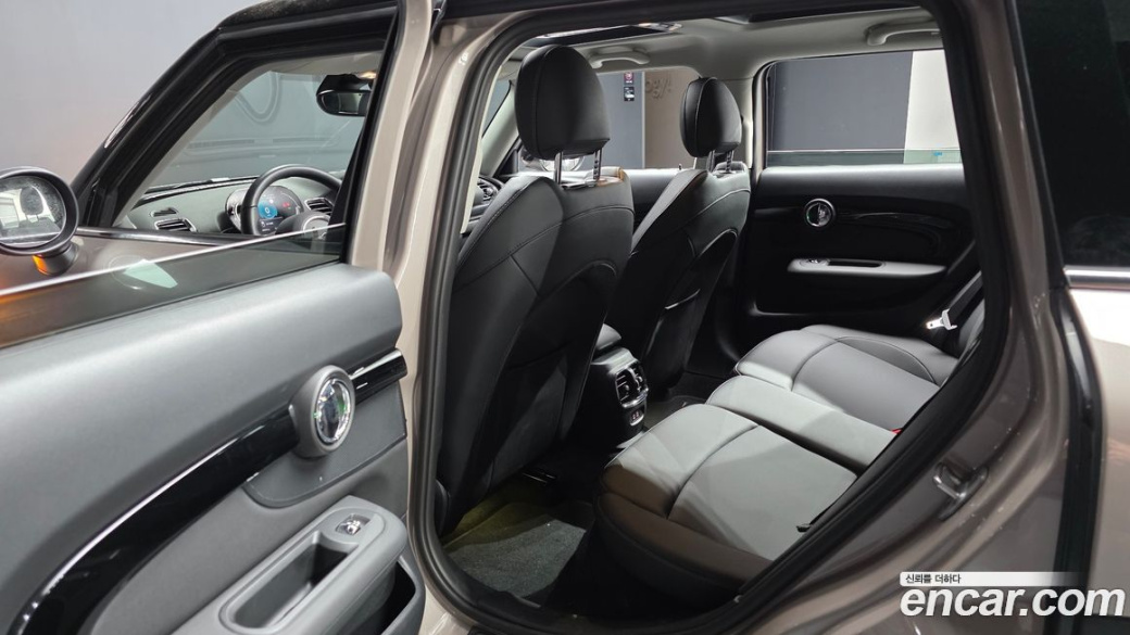 Mini Clubman Classic, 2024