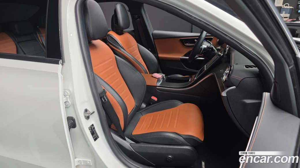 Mercedes-Benz C-Class C300 AMG Line, 2022