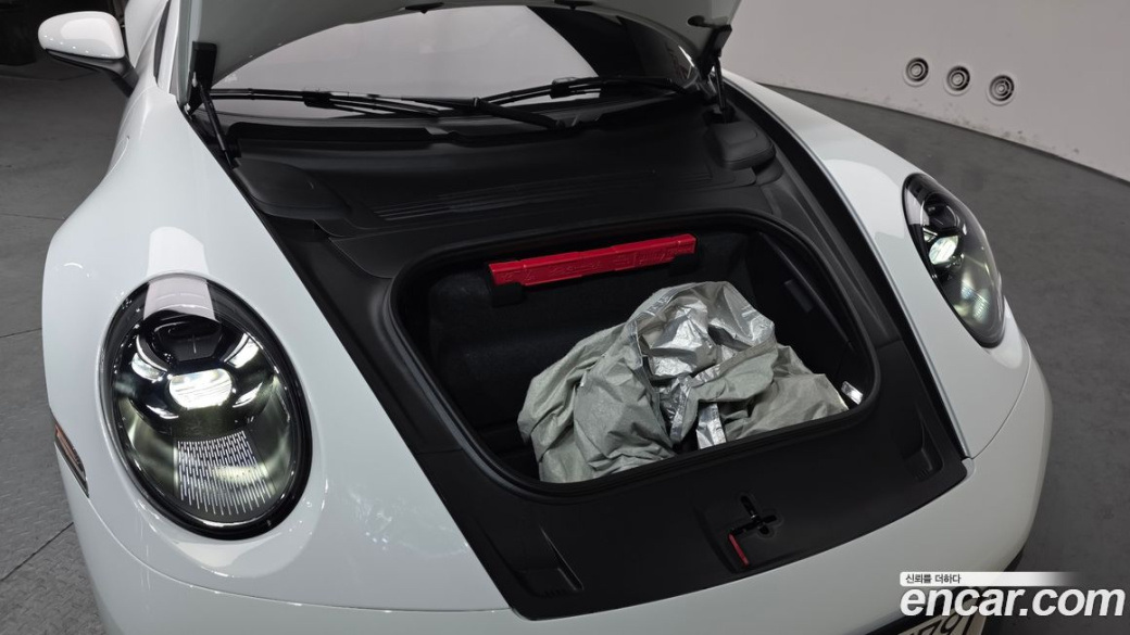 Porsche 911 Carrera Cabriolet, 2024