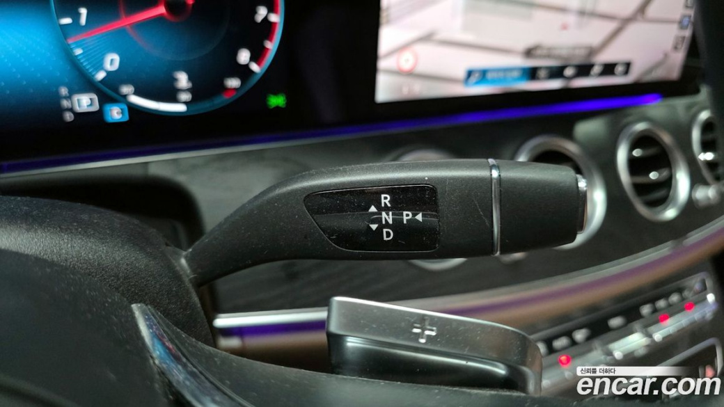 Mercedes-Benz E-Class E250 AMG Line, 2023