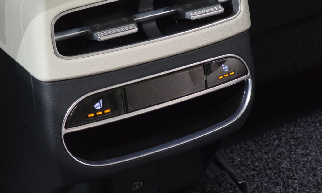 Genesis GV70 2.5T Gasoline 2WD, 2024
