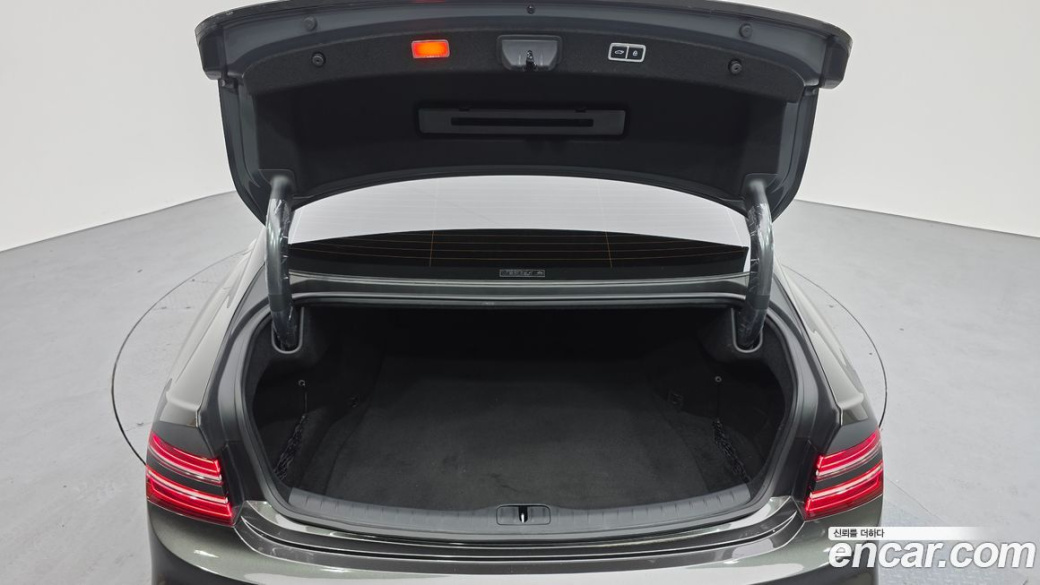 Genesis G80 Gasoline 2.5 Turbo AWD, 2025