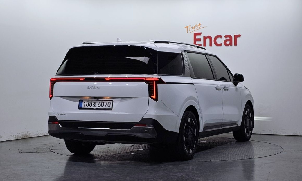 Kia Carnival 9-Seater Noblesse, 2025