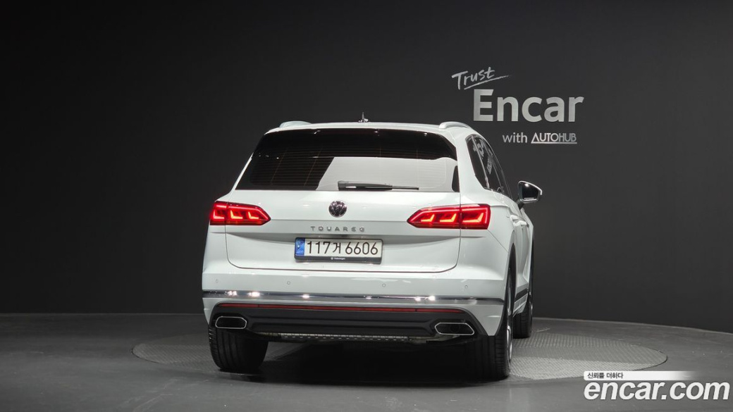 Volkswagen Touareg 3.0 TDI Prestige, 2022