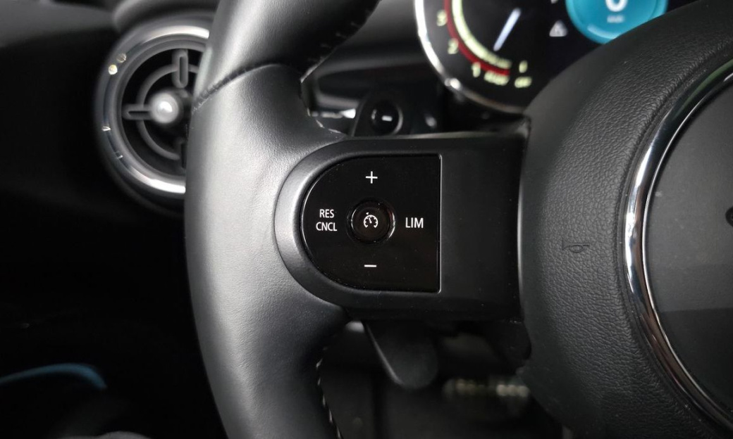 Mini Cooper JCW, 2022