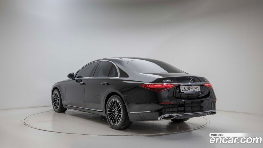 Mercedes-Benz S-Class S350 d 4MATIC, 2025