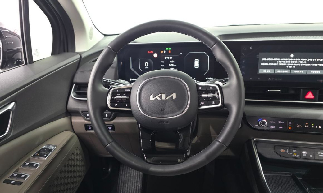 Kia Carnival 9-Seater Noblesse, 2024