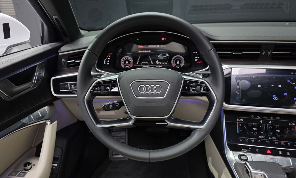 Audi A6 45 TFSI Premium, 2023