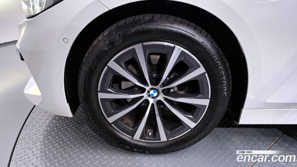 BMW 3-Series 320d Touring, 2023
