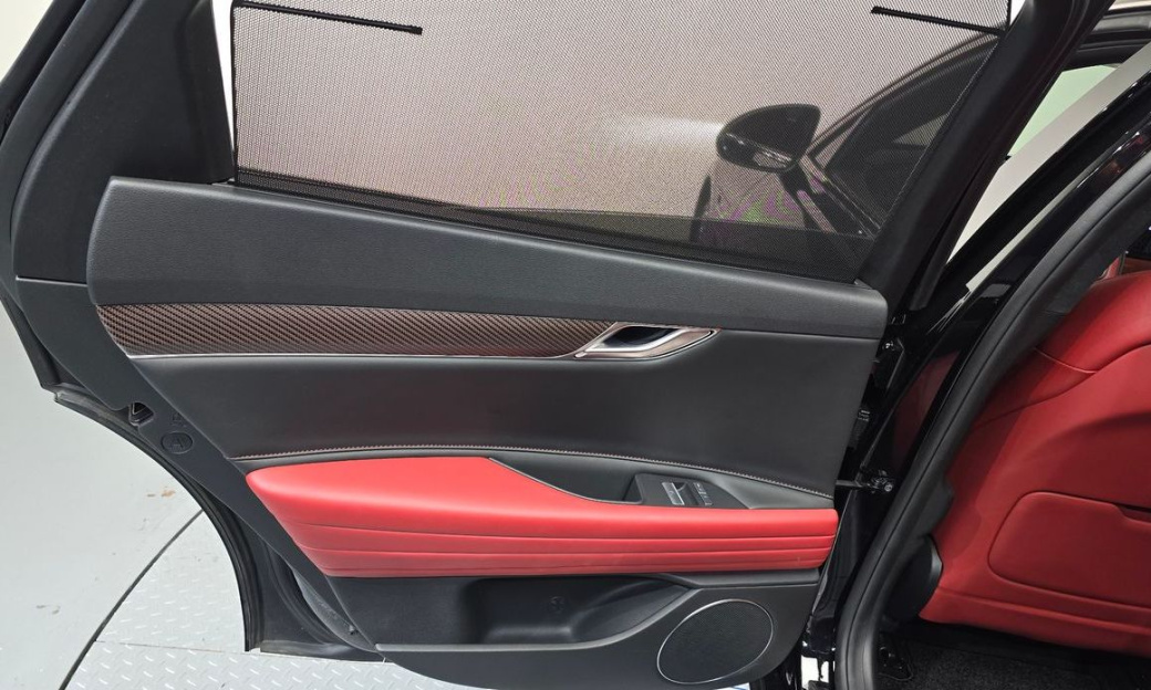 Genesis G80 Gasoline 2.5 Turbo AWD, 2025