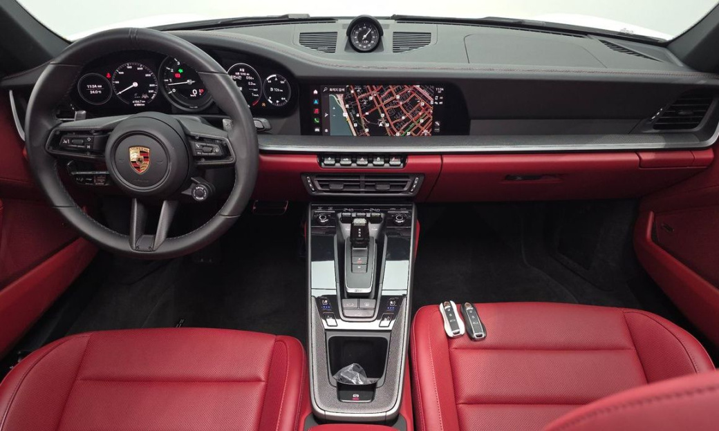 Porsche 911 Carrera S, 2024