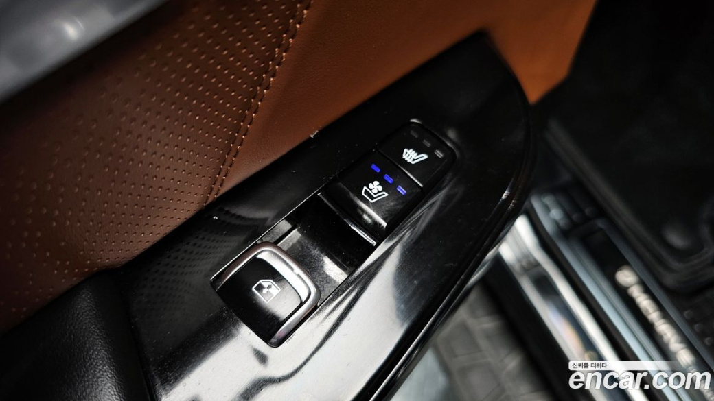 Kia Mohave Diesel 3.0 4WD 6-Seater, 2023