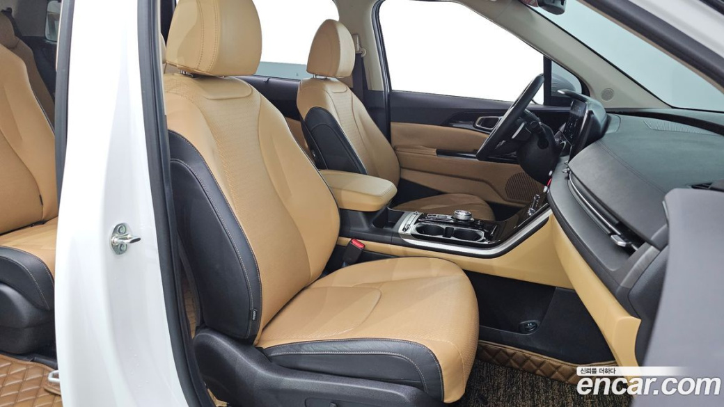 Kia Carnival 9-Seater Noblesse, 2023