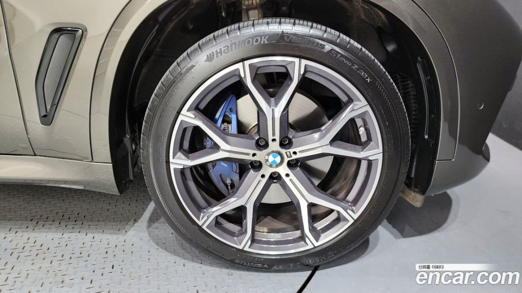 BMW X5 xDrive 40i M Sport, 2023