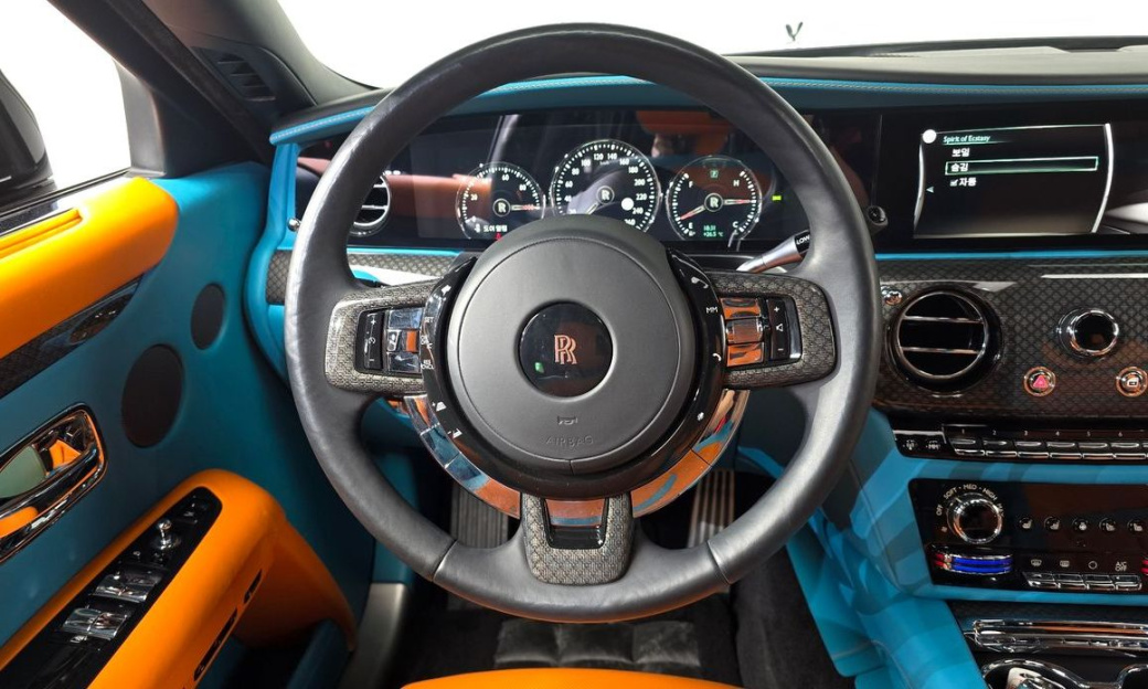 Rolls-Royce Ghost 6.7 V12 Black Badge, 2023