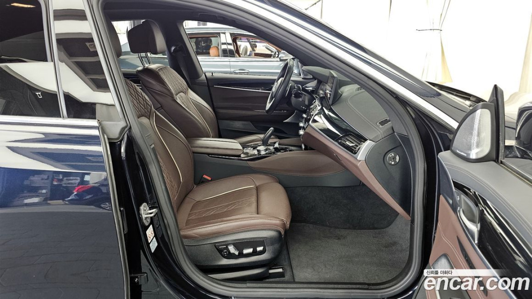 BMW Gran Turismo 640i xDrive M Sport, 2023