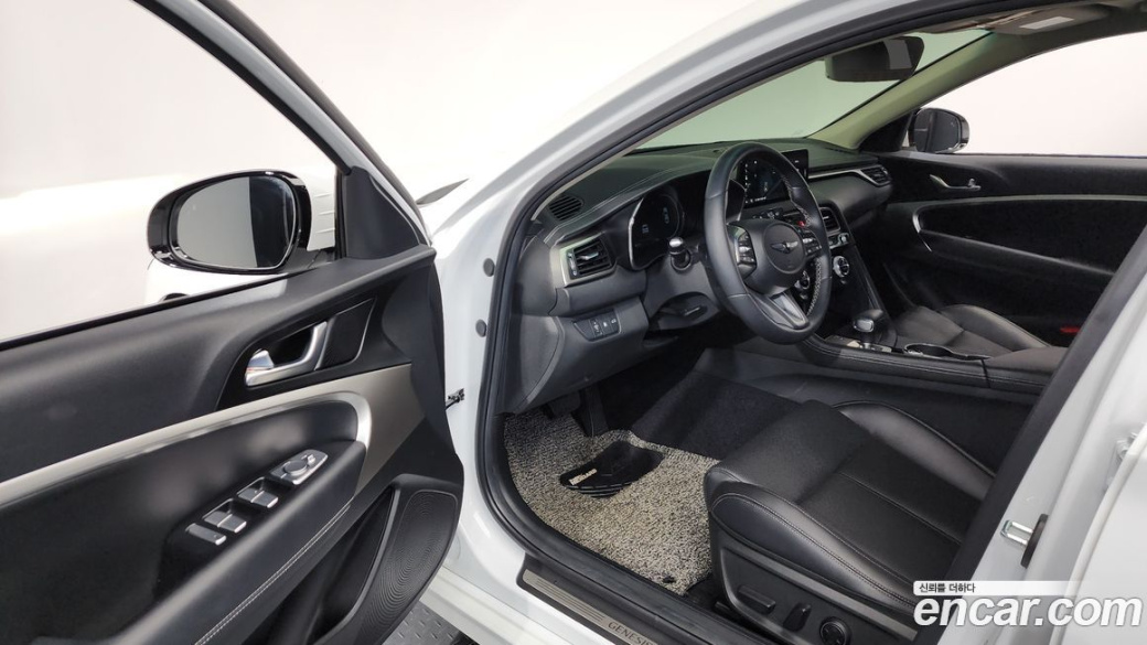 Genesis G70 Gasoline 2.0T 2WD, 2022