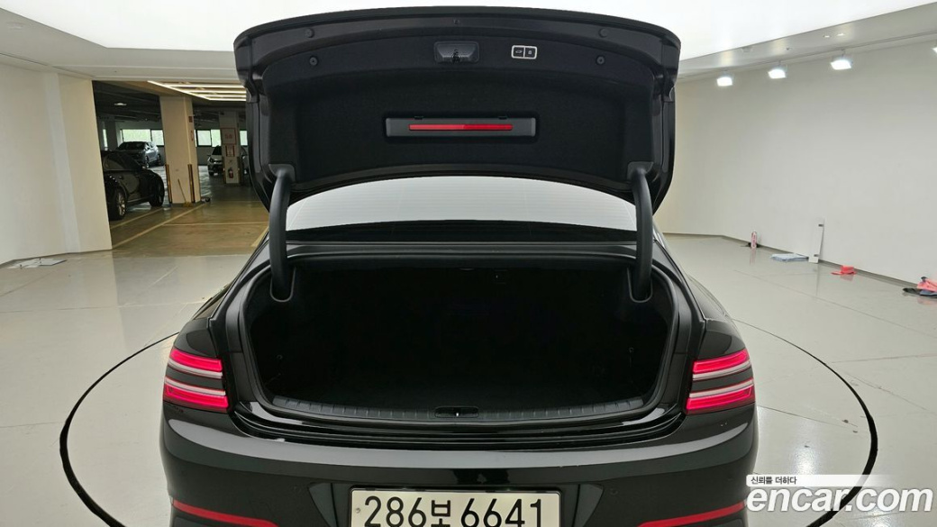 Genesis G80 Gasoline 2.5 Turbo AWD, 2023