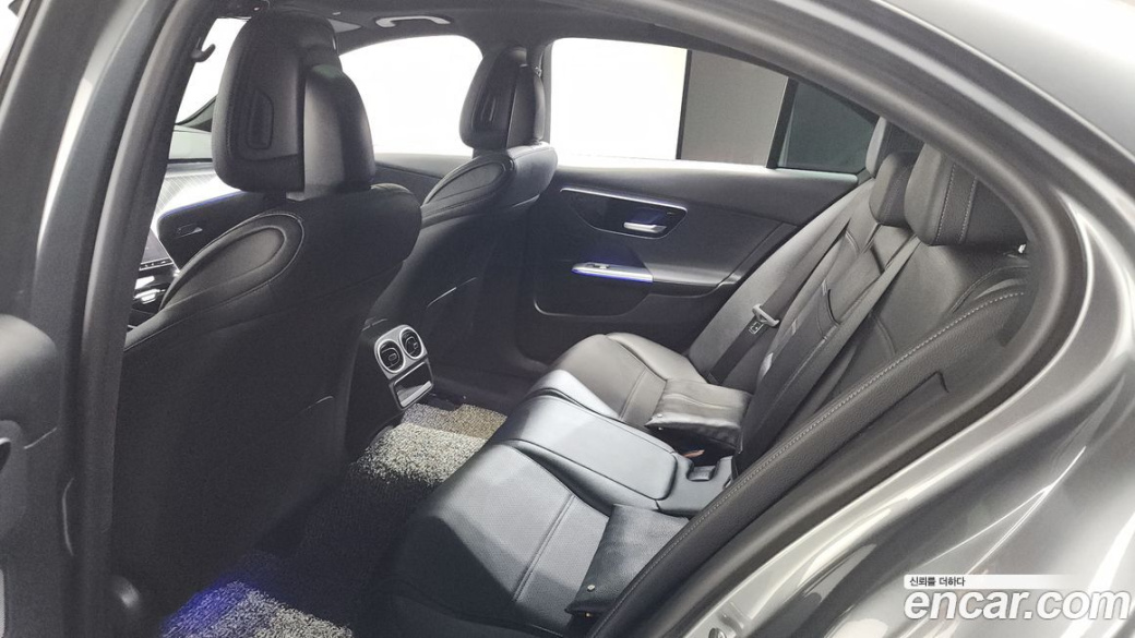 Mercedes-Benz C-Class C200 4MATIC Avantgarde, 2022
