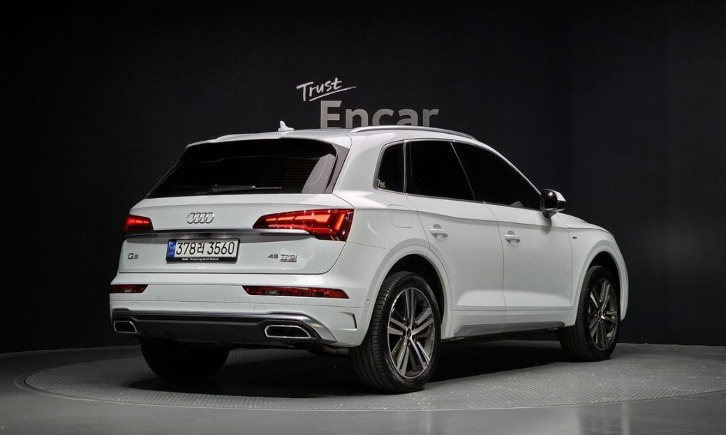 Audi Q5 45 TFSI Quattro Premium, 2022