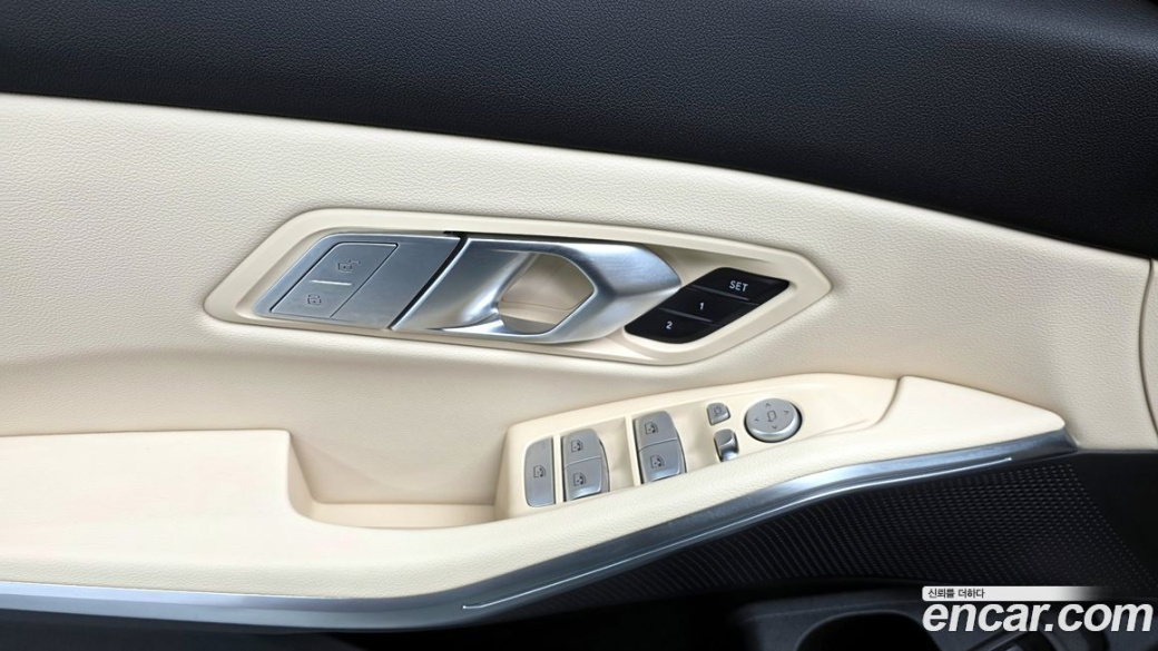 BMW 3-Series 320i M Sport, 2023