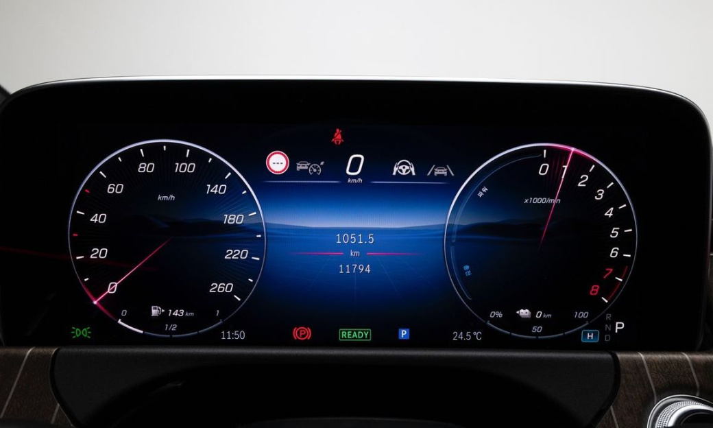 Mercedes-Benz E-Class E350 4MATIC Exclusive, 2025
