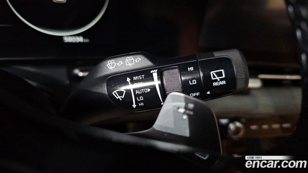 Kia Carnival 7-Seater Signature, 2022