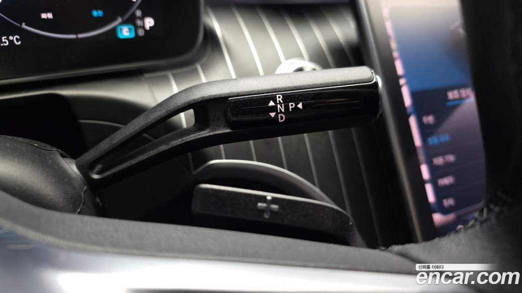 Mercedes-Benz C-Class C300 4MATIC Avantgarde, 2024