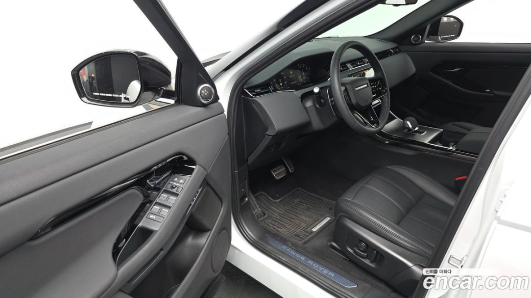 Land Rover Range Rover Evoque P250 Dynamic SE, 2024