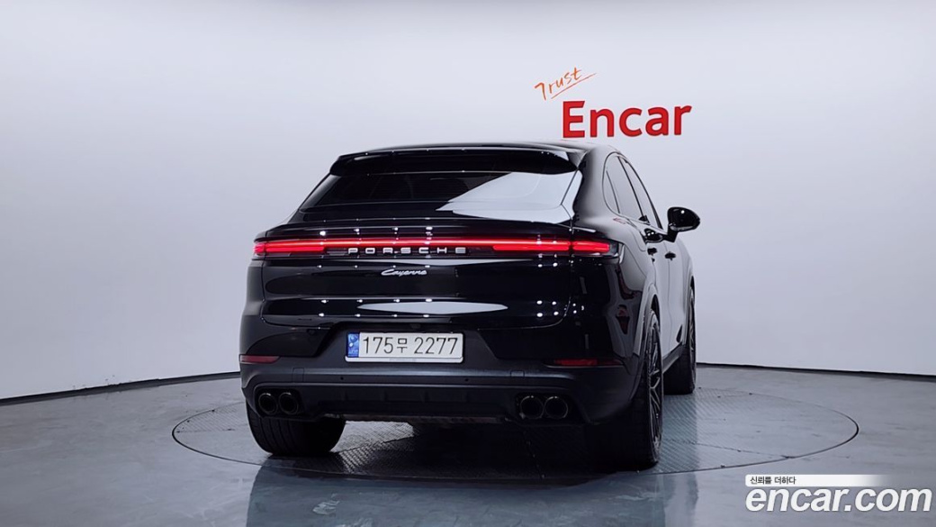 Porsche Cayenne 3.0 Coupe, 2024
