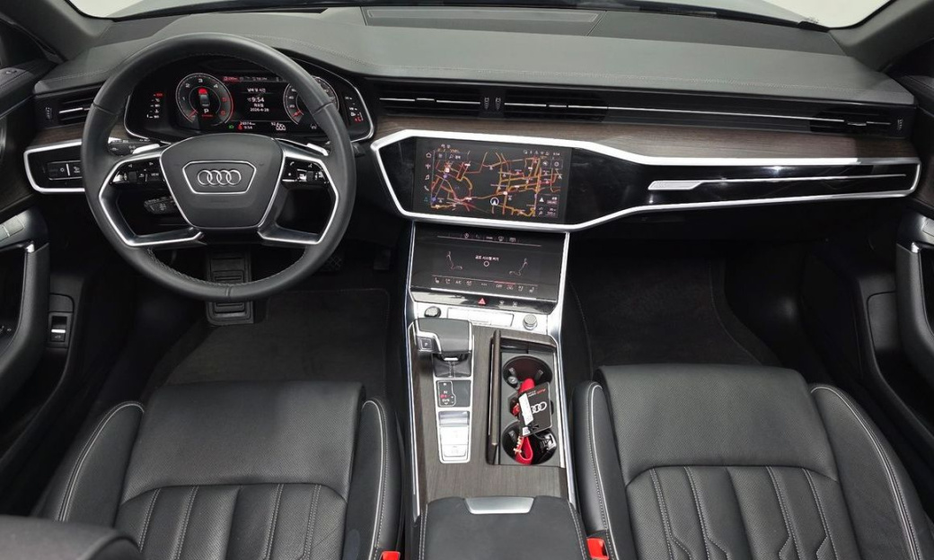 Audi A6 40 TDI Premium, 2025