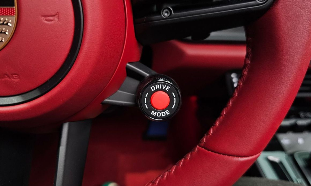 Porsche 911 Carrera 4 GTS, 2026