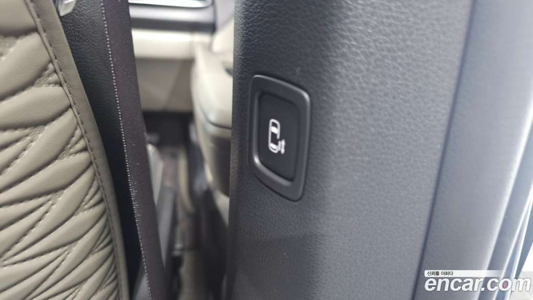 Kia Carnival 9-Seater Noblesse, 2025