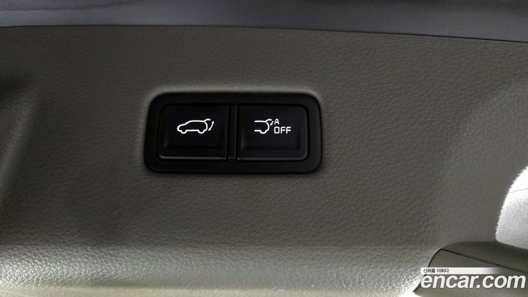 Kia Carnival 7-Seater Hi-Limousine, 2023