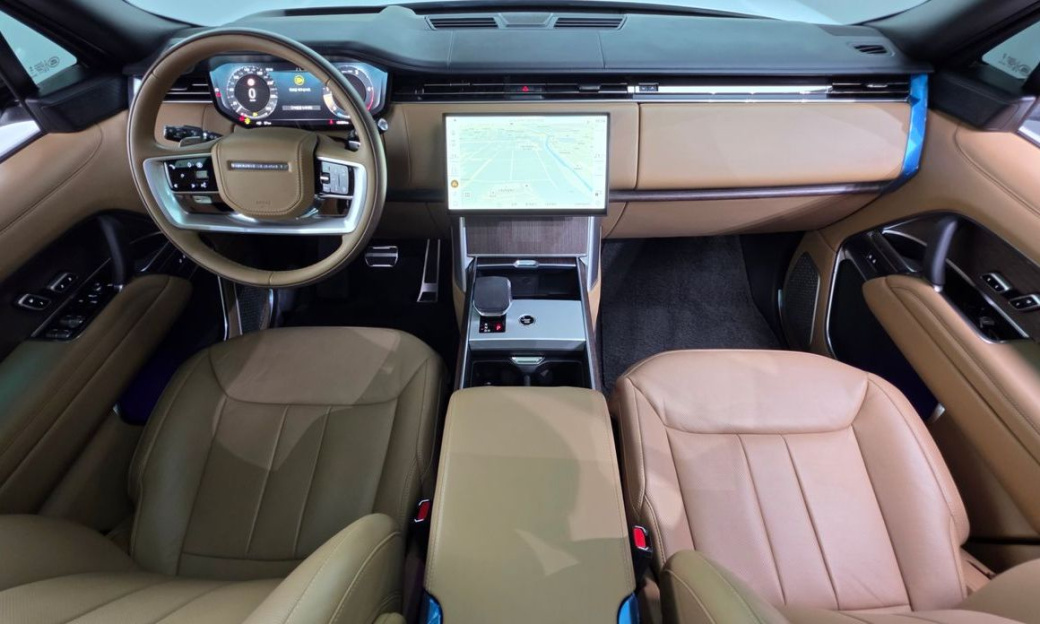 Land Rover Range Rover D350 Autobiography Long Wheel Base, 2025
