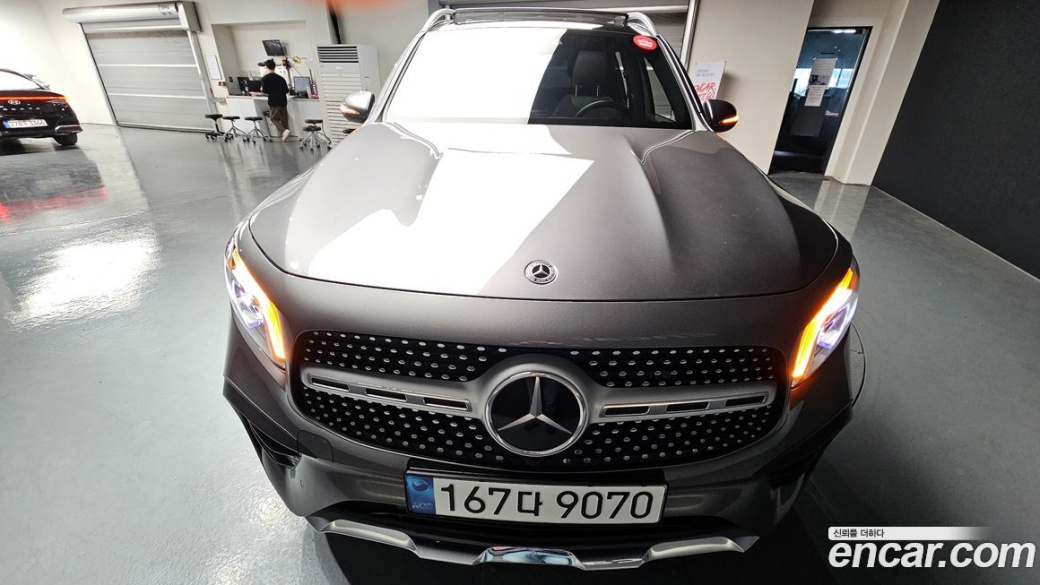 Mercedes-Benz GLB-Class GLB250 4MATIC, 2023