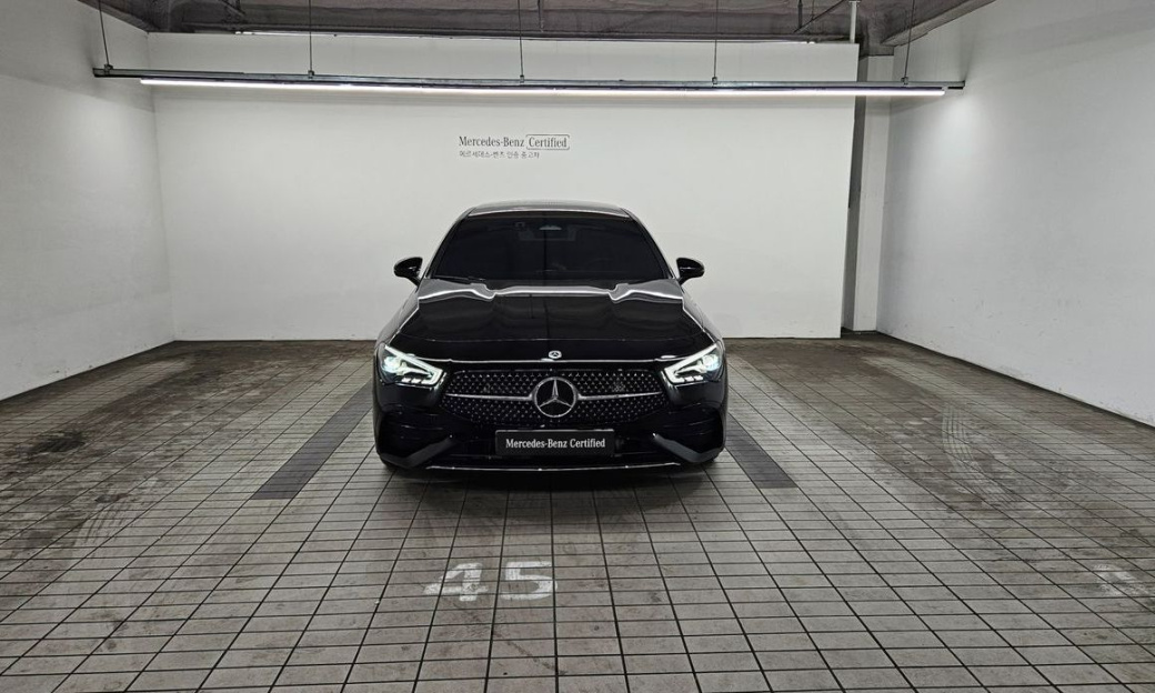 Mercedes-Benz CLA-Class CLA250 4MATIC, 2025