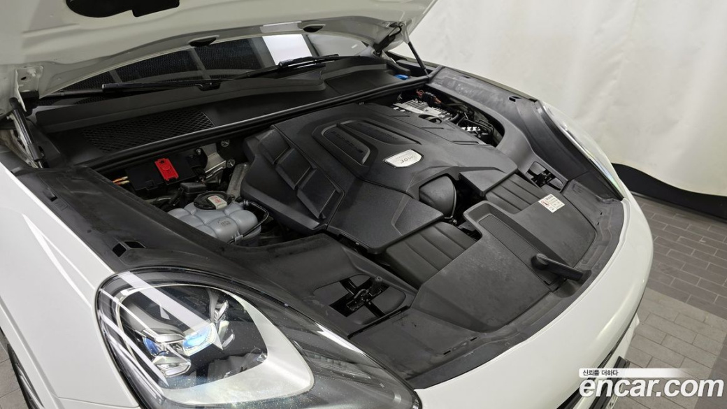 Porsche Cayenne 3.0, 2023