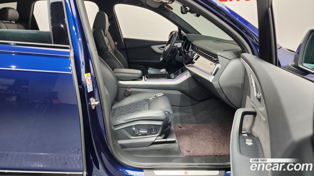 Audi Q7 55 TFSI Quattro Premium, 2022