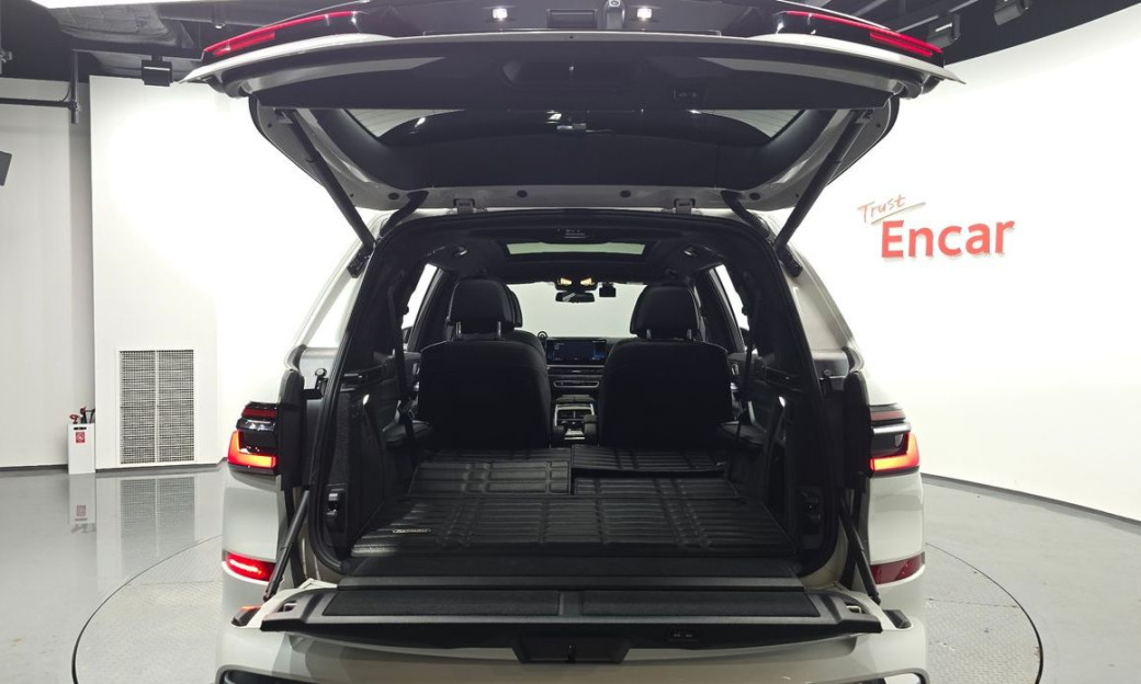 BMW X7 xDrive 40i M Sport 6STR, 2024
