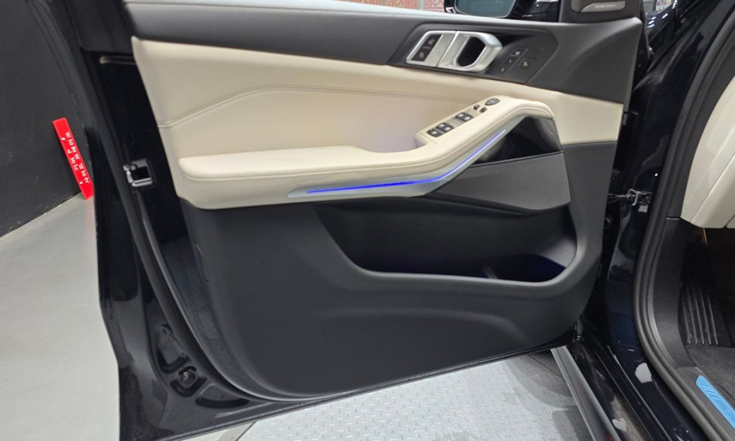 BMW X5 xDrive 40i M Sport, 2025