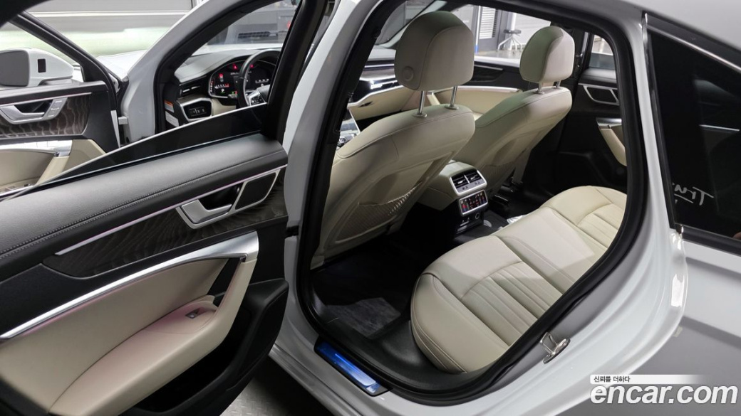 Audi A6 40 TDI Premium, 2023