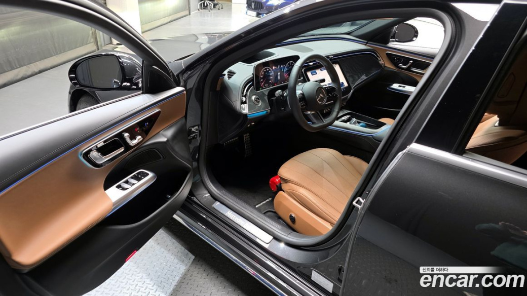 Mercedes-Benz E-Class E200 AMG Line, 2026