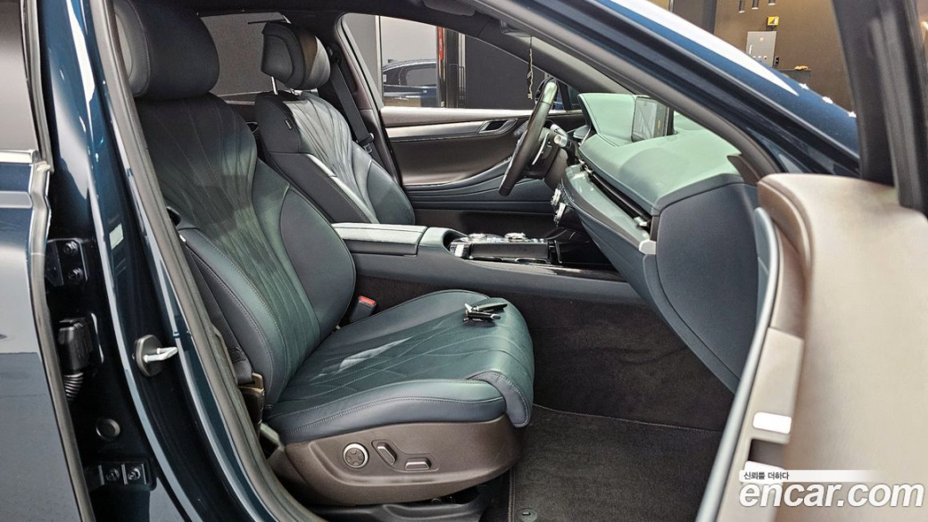 Genesis G80 Gasoline 2.5 Turbo AWD, 2023