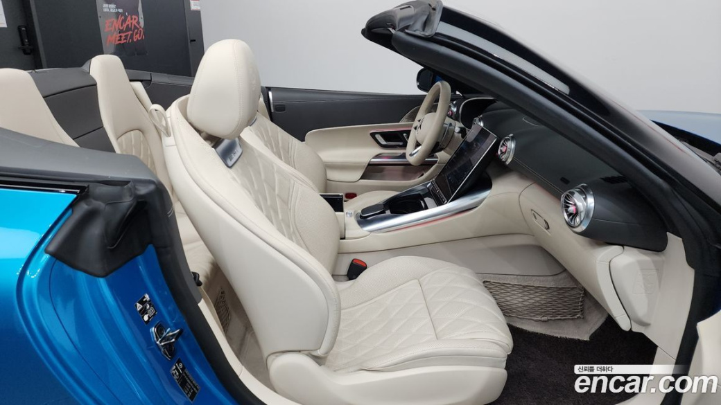 Mercedes-Benz SL-Class AMG SL63 4MATIC+, 2023