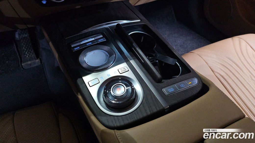 Genesis G80 Gasoline 2.5 Turbo AWD, 2022