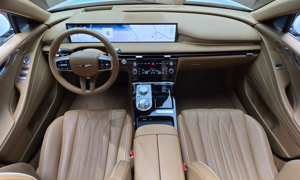 Genesis G80 Gasoline 2.5 Turbo AWD, 2025