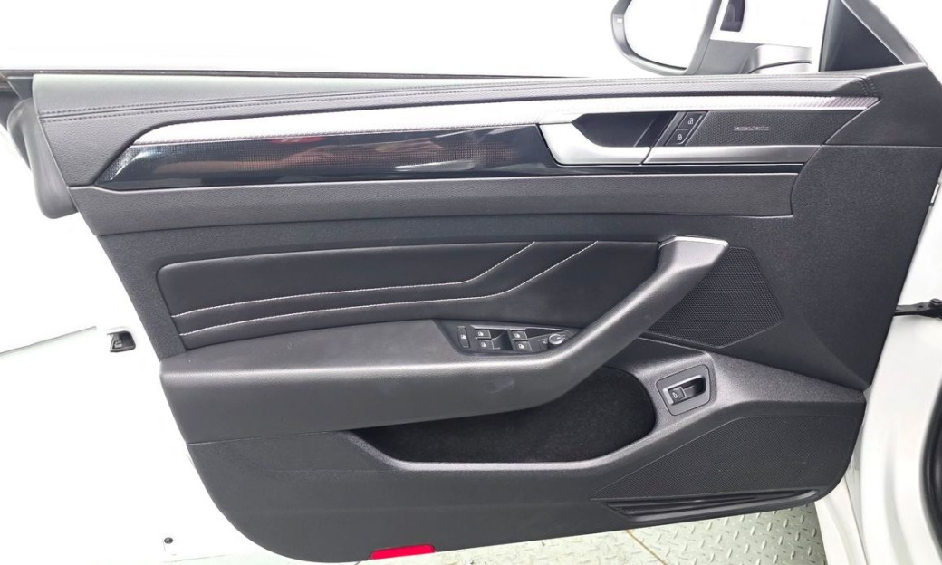 Volkswagen Arteon 2.0 TDI R-LIINE 4Motion, 2023