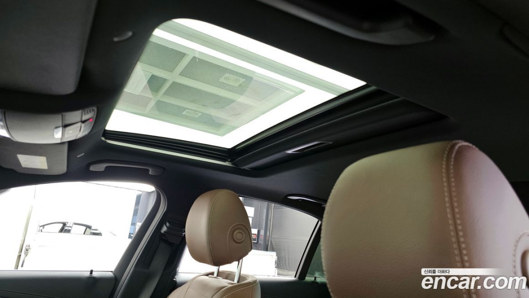 Mercedes-Benz E-Class E350 4MATIC Exclusive, 2023