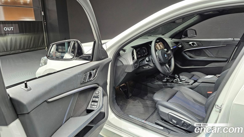 BMW 1-Series 120i M Sports, 2024